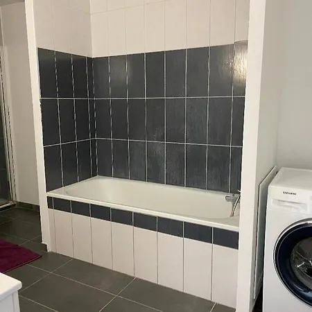 Iris 82 Lorette (Nord)